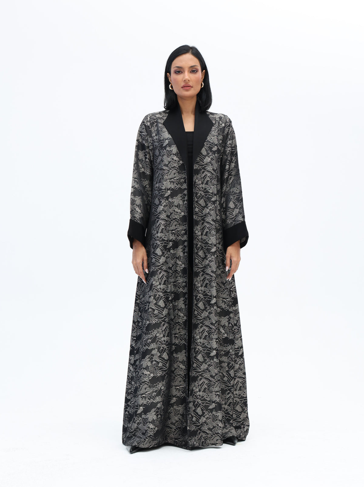 Luna Abaya — Moon
