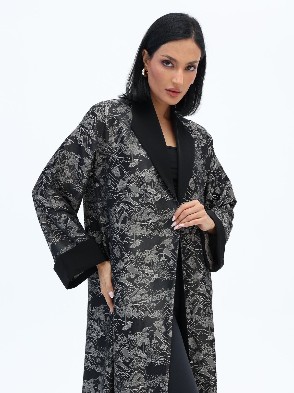 Luna Abaya — Moon