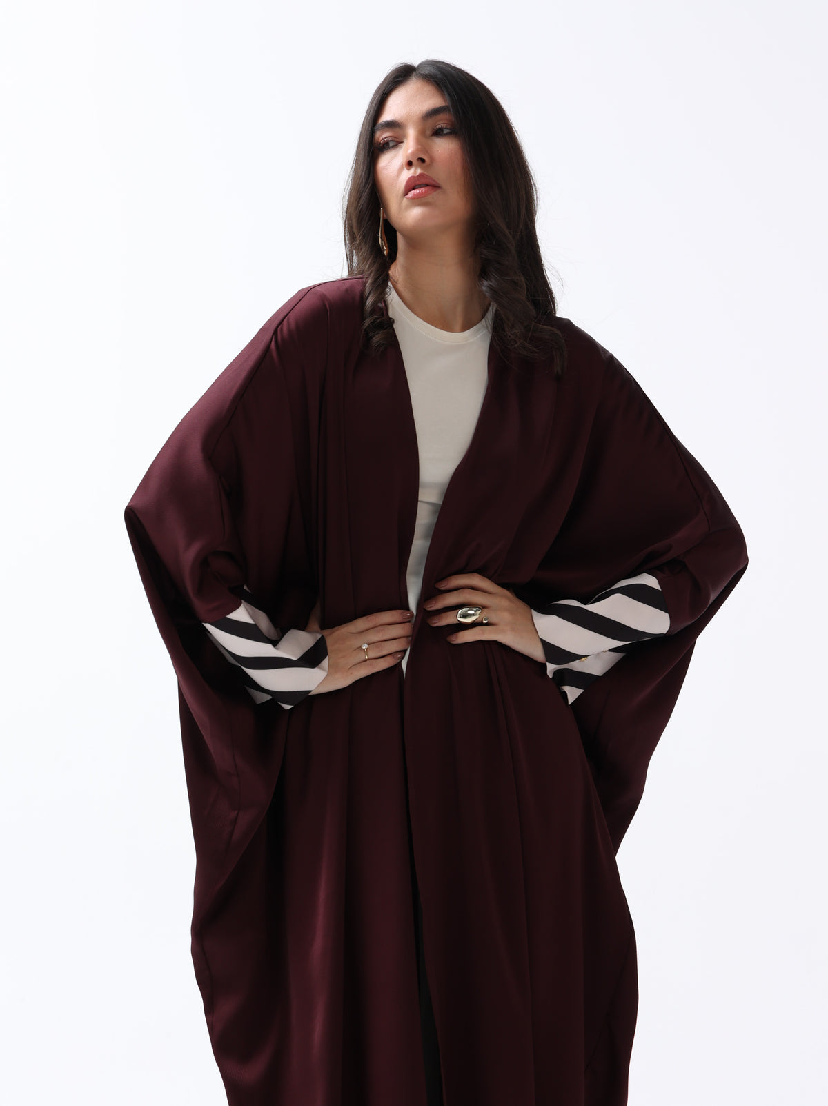 Línea Abaya — Line