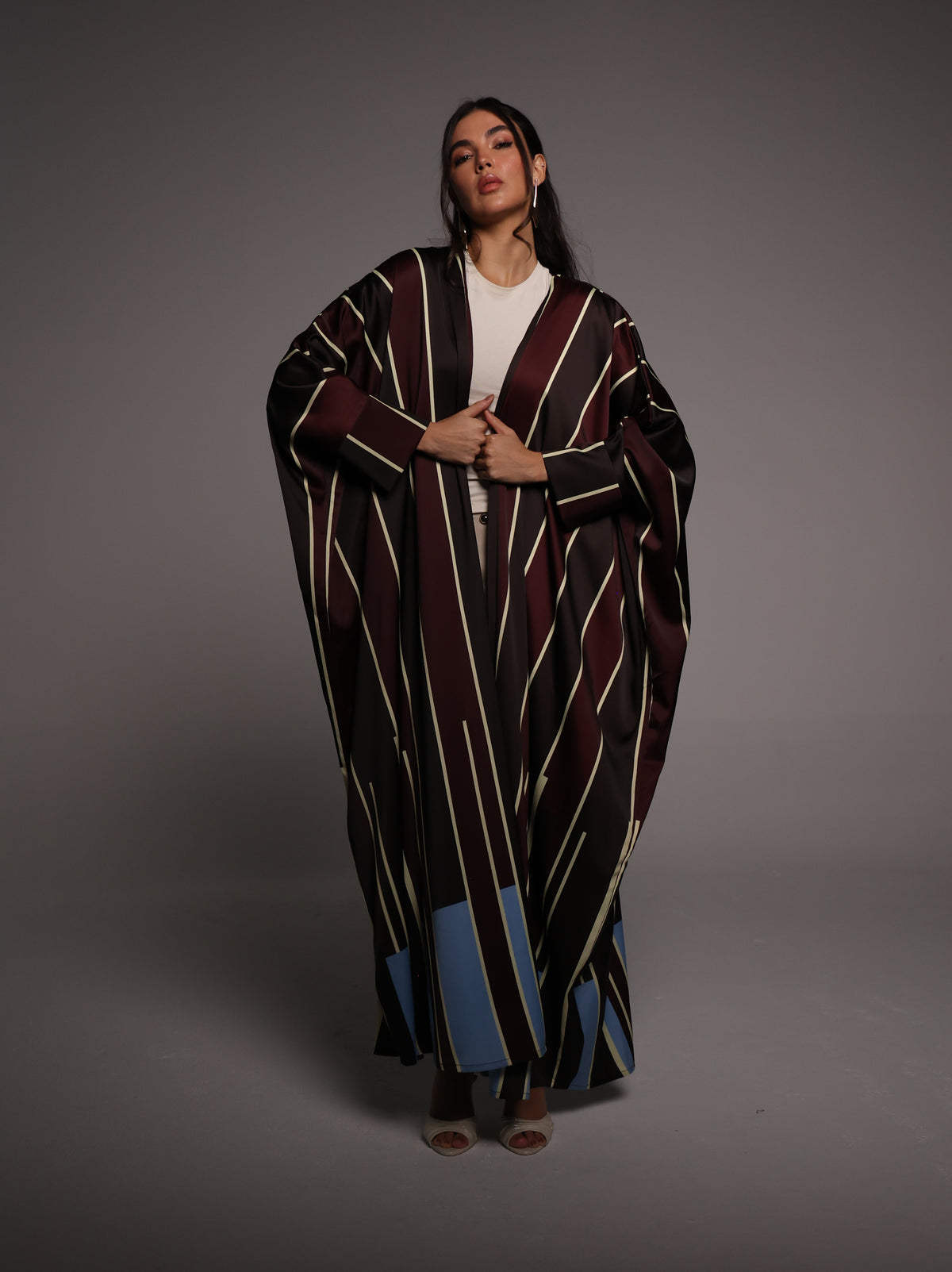 Fluir Abaya — Flow